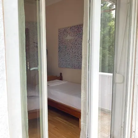 Your Tidy & Affordable Base In Tirane! Апартаменты