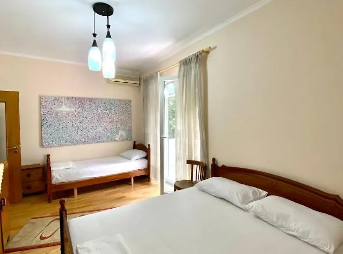 Your Tidy & Affordable Base In Tirane! Appartamento Tirana